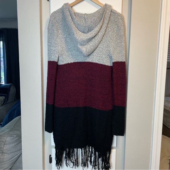 Like New Francesca’s Striped Color Block Cardigan Sweater With Fray, Size Small - Picture 5 of 8